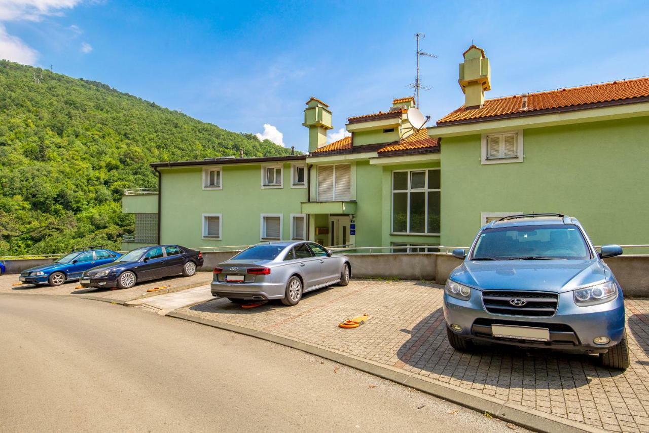 Apartment Maja Opatija With Free Private Parking And Lovely Sea View Terrace Екстериор снимка